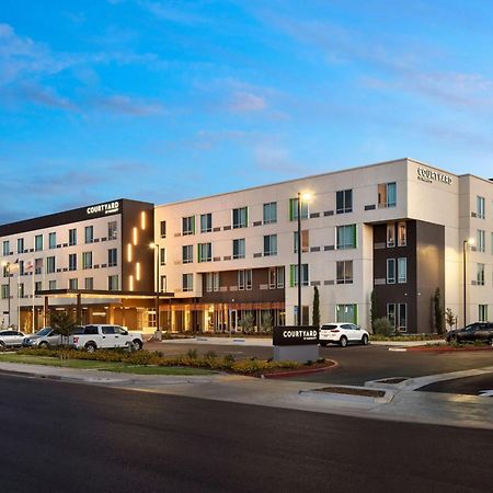 Courtyard By Marriott Fresno Clovis Ξενοδοχείο Εξωτερικό φωτογραφία