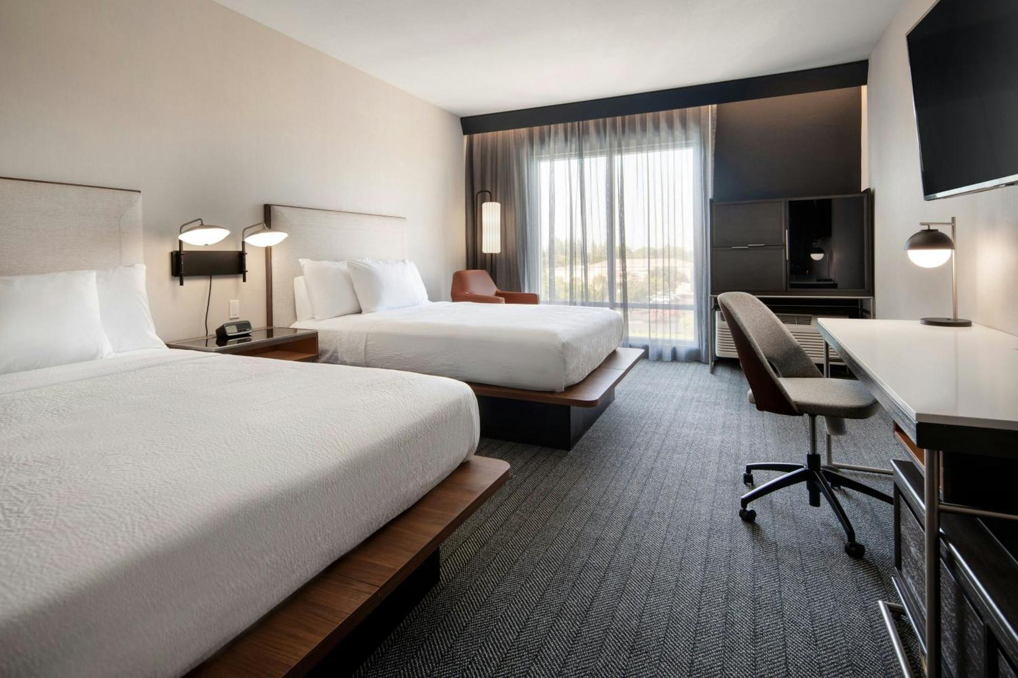 Courtyard By Marriott Fresno Clovis Ξενοδοχείο Εξωτερικό φωτογραφία